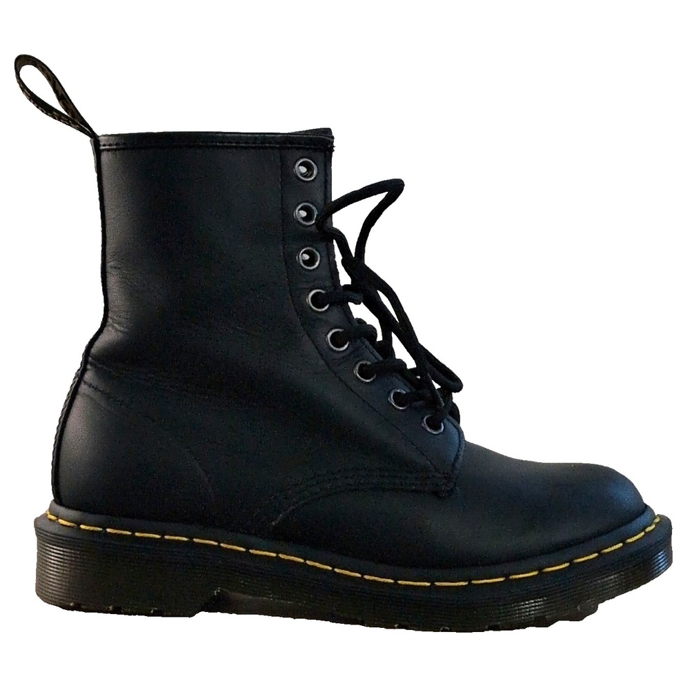 Dr. Martens Boots Women's 1460 Size 6 Black Leather Air Wair Bouncy Soles Combat